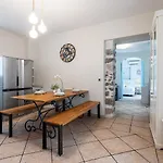 Cozy 1 Bdr At Nice Port