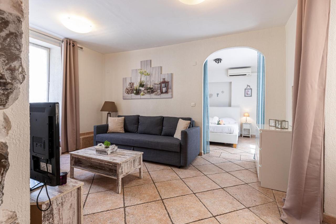 Cozy 1 Bdr At Port Appartamento Nizza