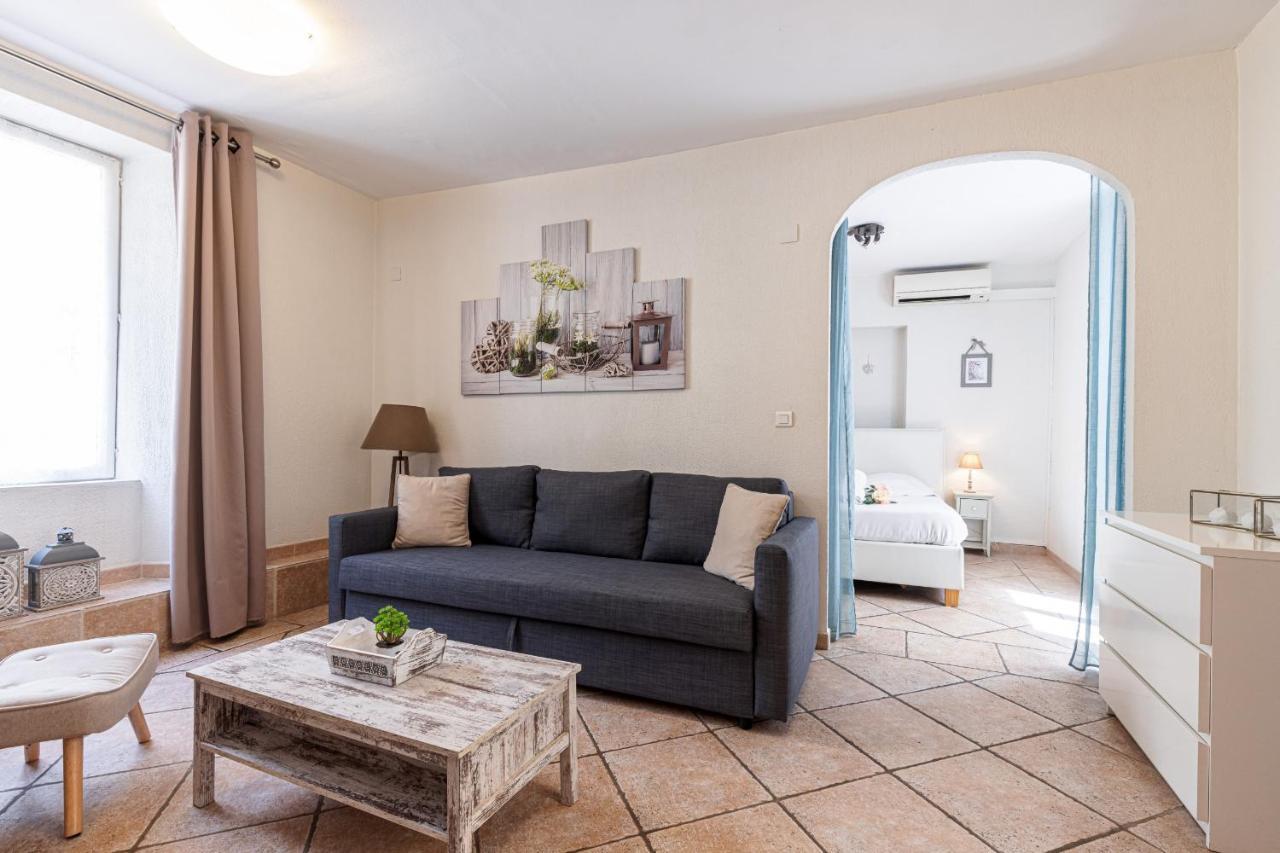 Cozy 1 Bdr At Port Apartment Nizza